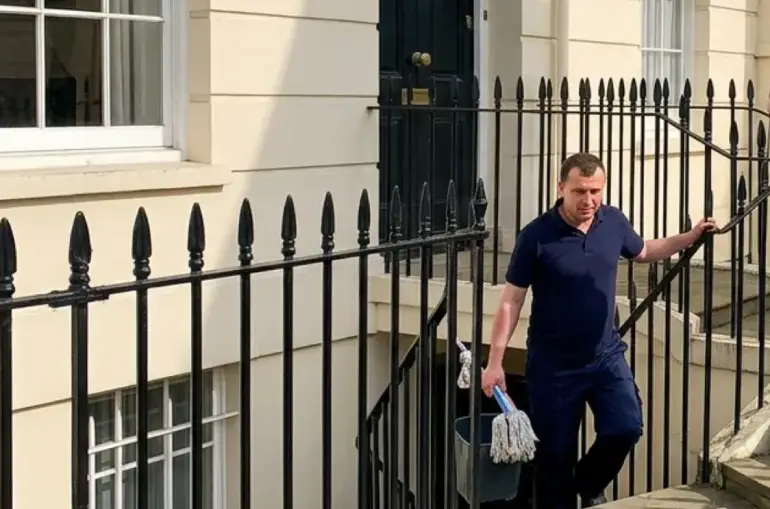 Completed end of tenancy clean at a 3-bed Georgian townhouse in Blackheath SE3 — Hamptons checkout passed